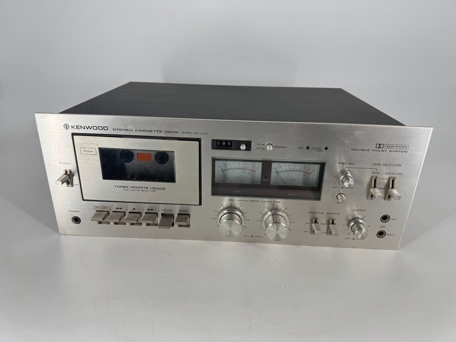 VINTAGE 1970's KENWOOD KX 1030 STEREO 3 HEAD  CASSETTE DECK *READ