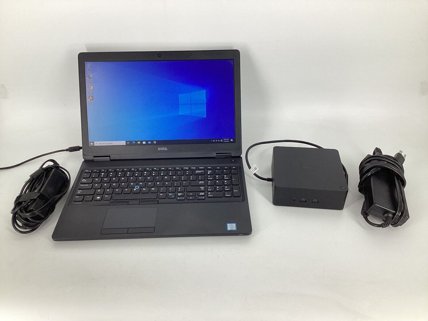 Dell Latitude 5580 15.6" (i5-6440HQ @2.6GHz 8GB 256GB SSD) Win10Pro w/AC w/Hub