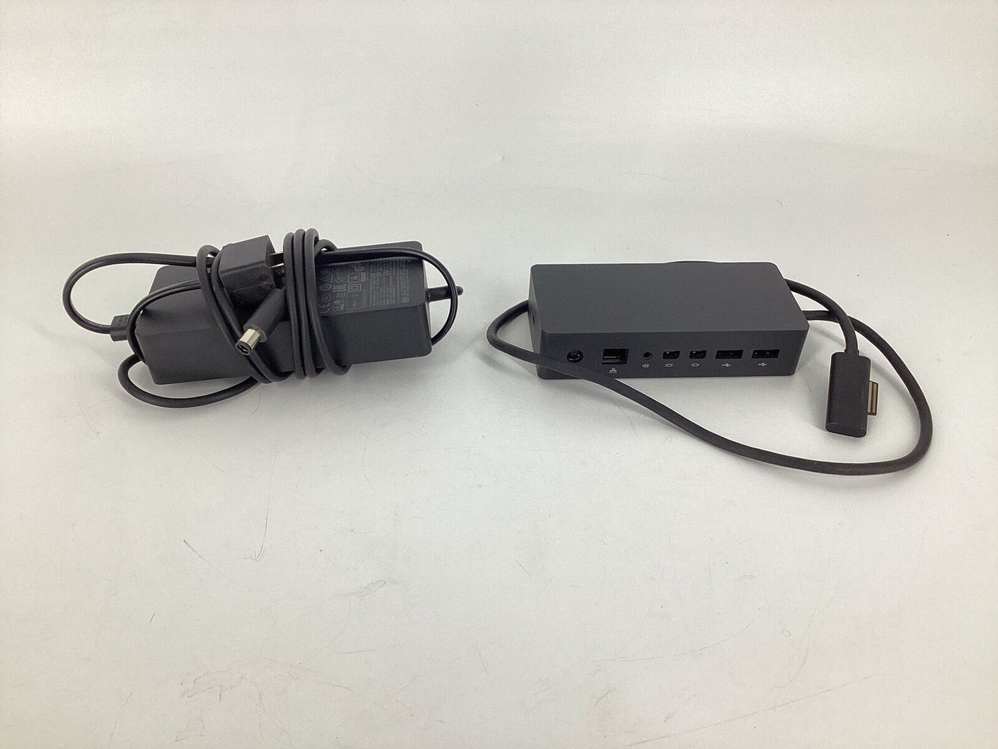 LOT OF 10 Microsoft 1661 PF3-00005  Docking Station for Surface Pro 3, 4, 5, 6