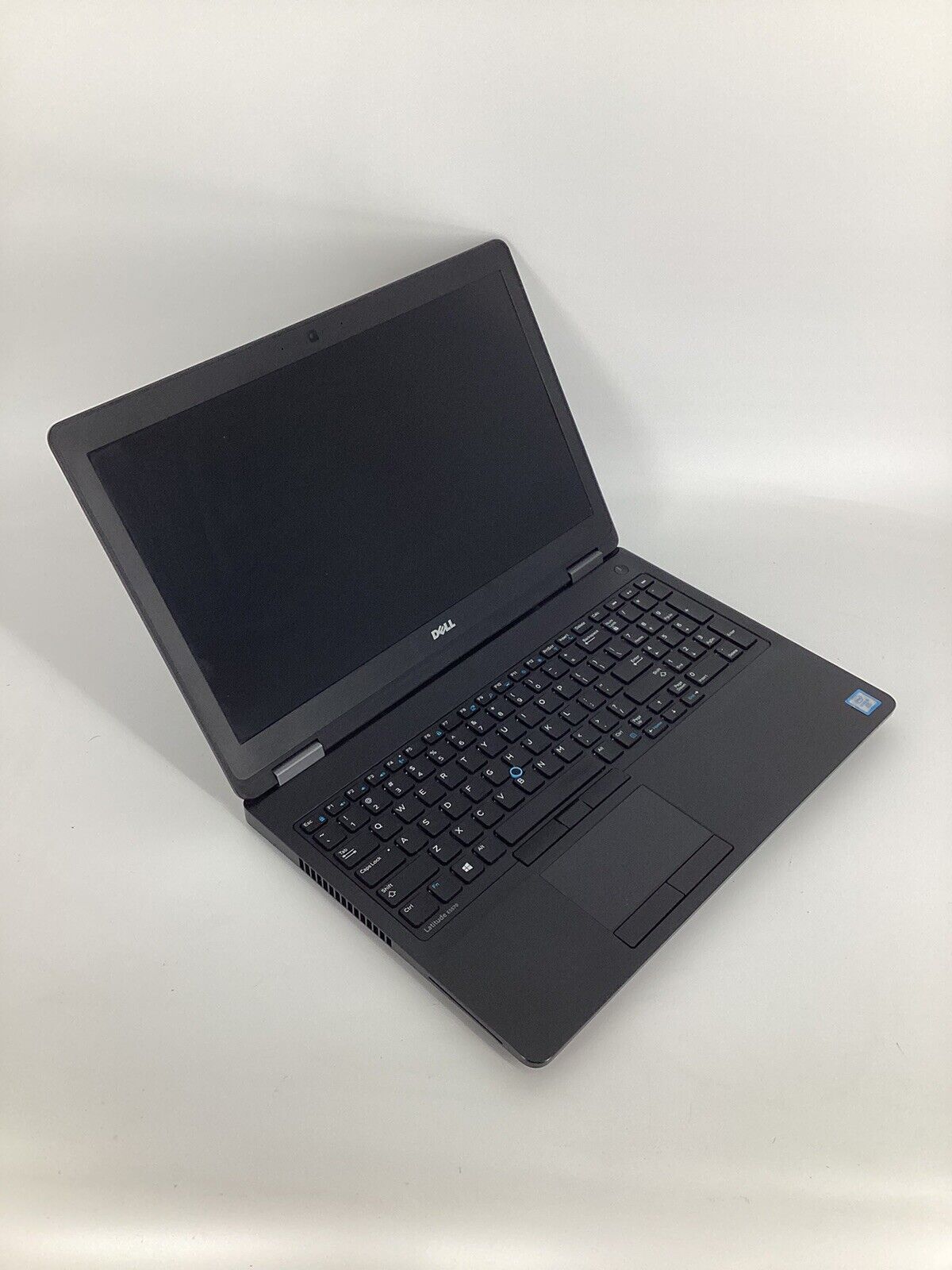 Dell Latitude E5570 15.6" (i5-6300U @2.4GHz 8GB RAM No SSD No OS) No AC B-Grade