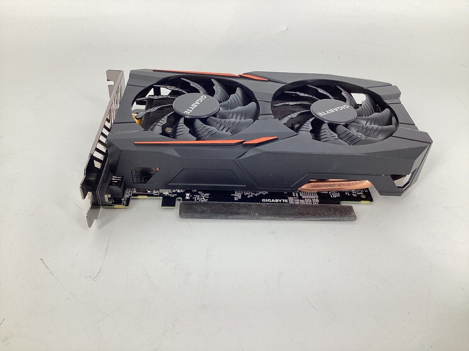 Gigabyte AMD Radeon RX 560 2GB GDDR5 GRAPHICS CARD GPU GV-RX560GAMING