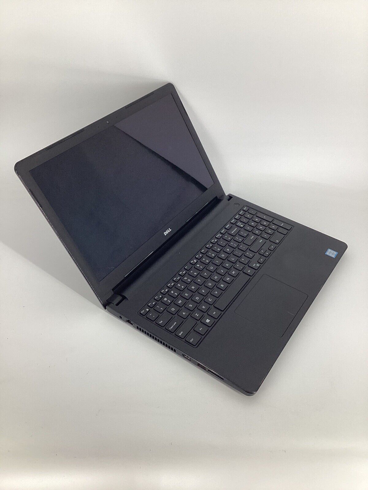 Dell Latitude 3580 15.6" (i5-7200U @2.50GHz, 8GB RAM, No SSD No OS) No AC