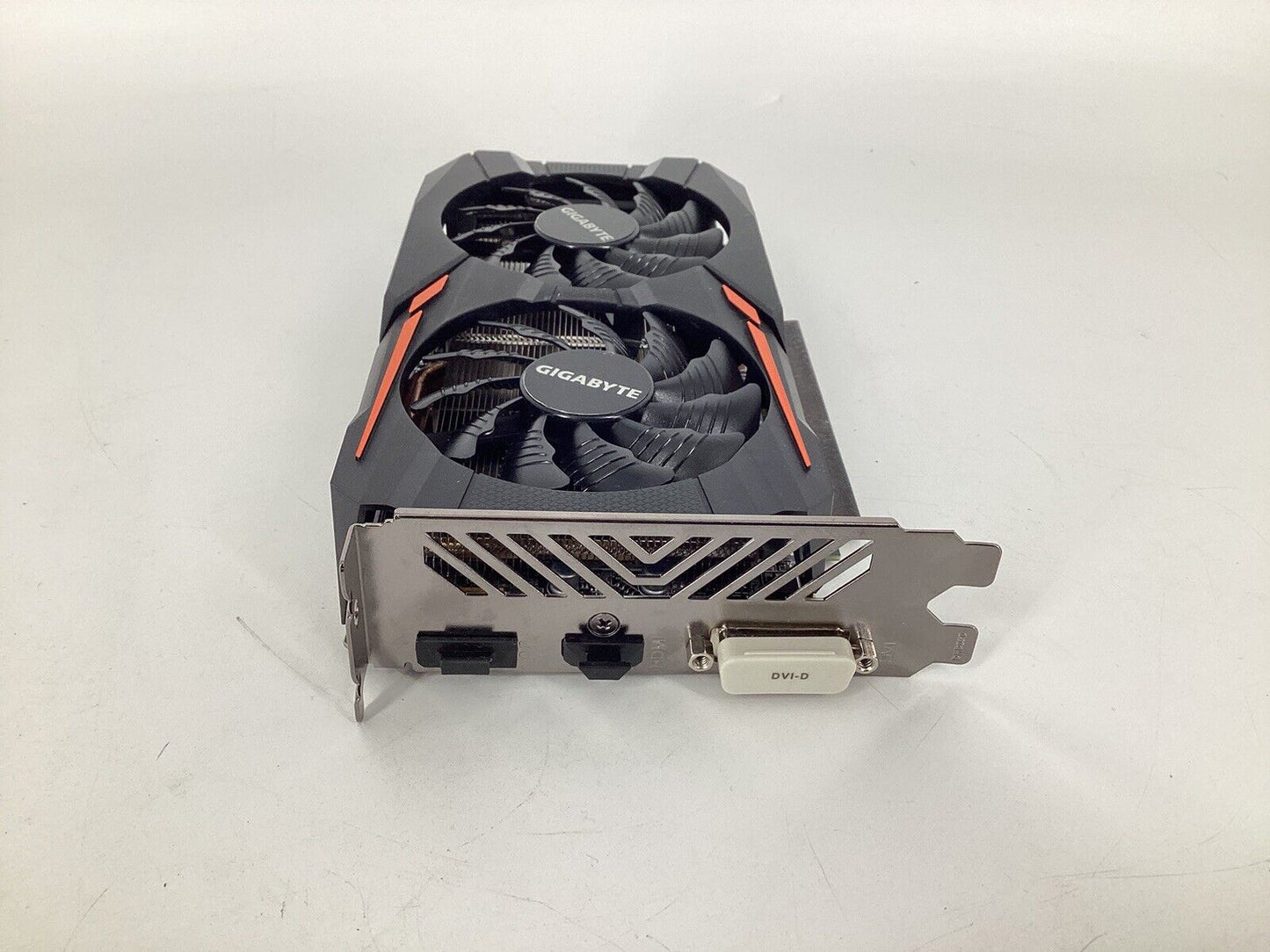 Gigabyte AMD Radeon RX 560 2GB GDDR5 GRAPHICS CARD GPU GV-RX560GAMING