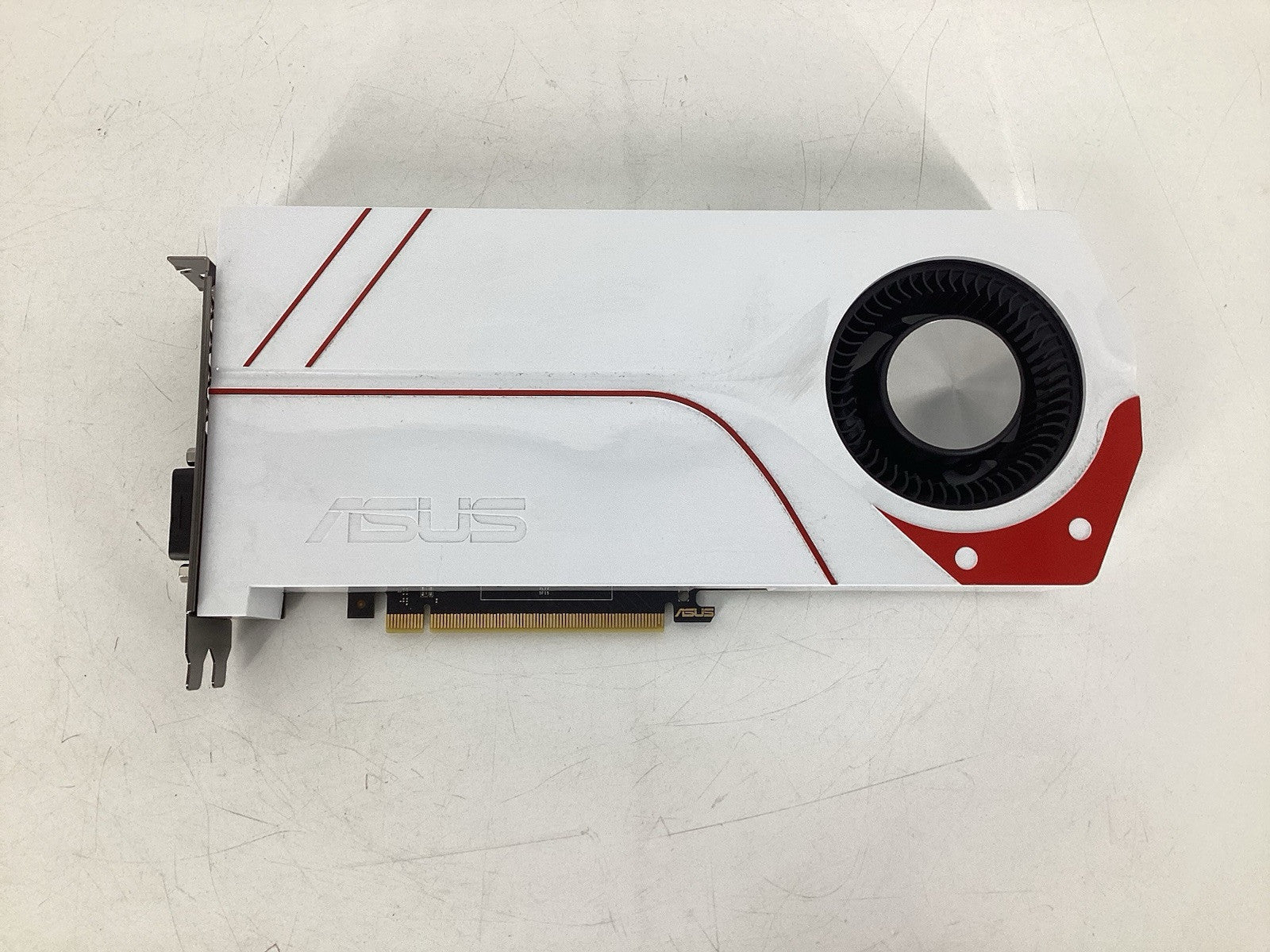 White ASUS NVIDIA GeForce GTX 970 Turbo Video Graphics card TURBOGTX970OC4GD5